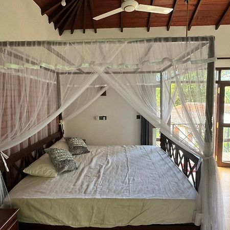 Dosemo Cabana Induruwa Luaran gambar