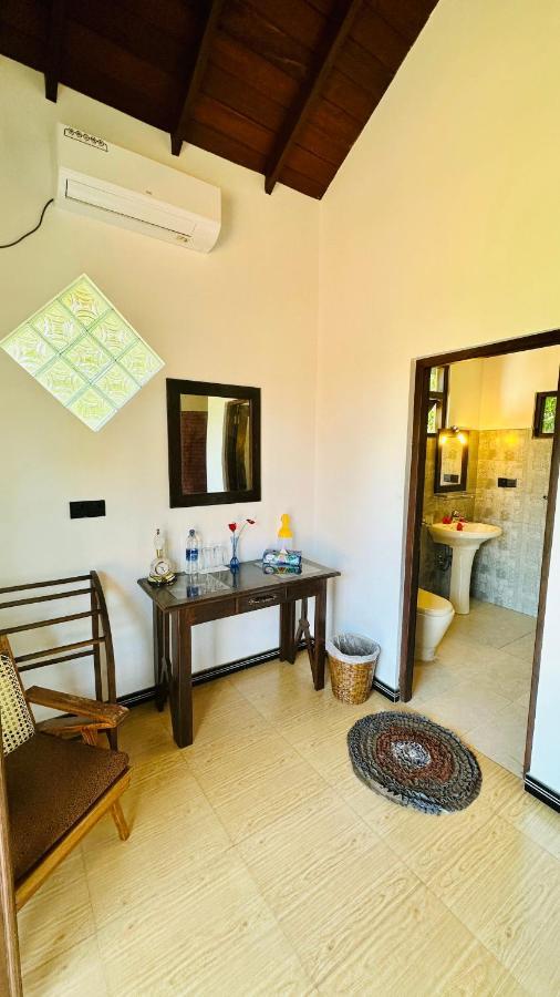 Dosemo Cabana Induruwa Luaran gambar