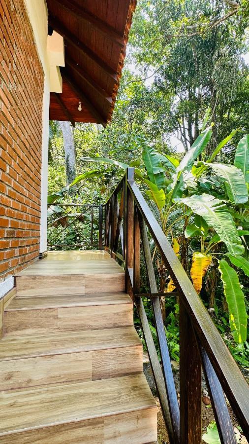 Dosemo Cabana Induruwa Luaran gambar