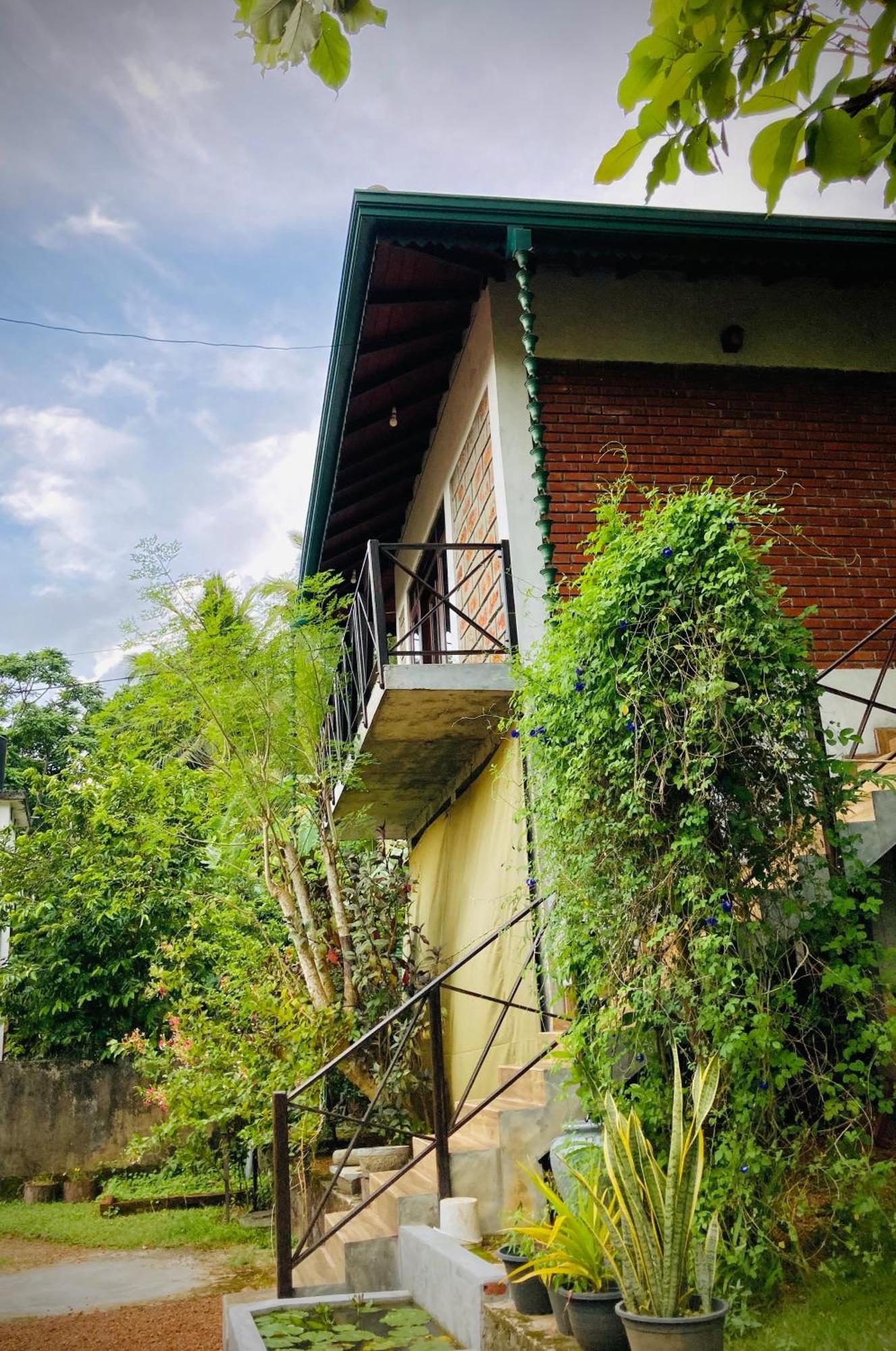 Dosemo Cabana Induruwa Luaran gambar